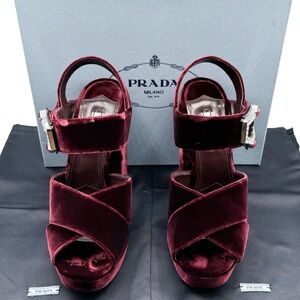 Prada Red Velvet Platform Heels with Ankle Straps 
NEW WITH BOX SIZE 39✅